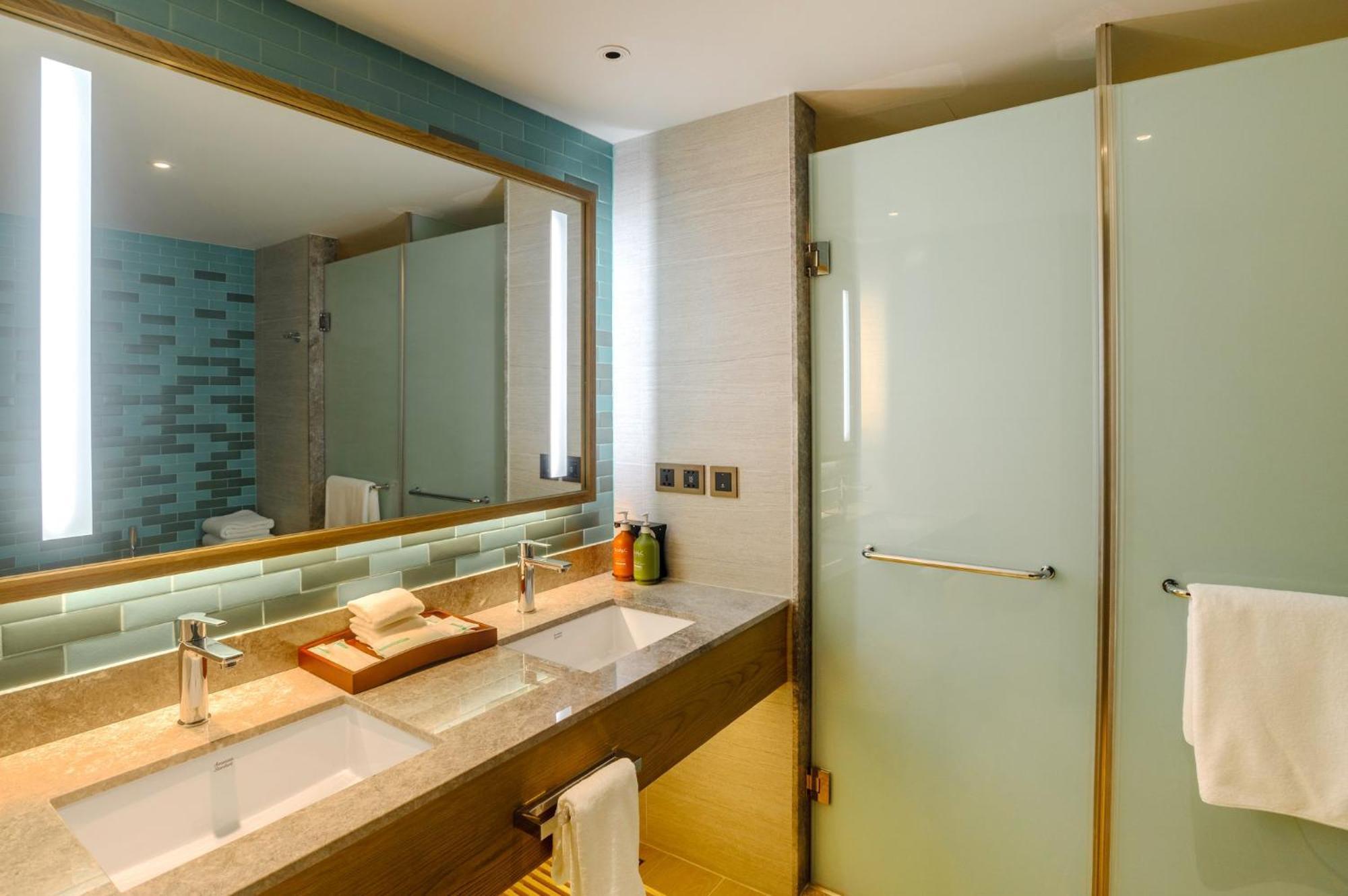 Hotel Samui By Ihg 4*